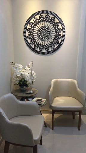 Dr. Maurício Andrade