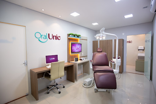 Oral Unic Implantes Tubarão